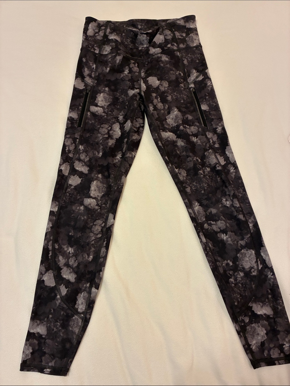 Athleta Black and Gray Rainier Printed Tights